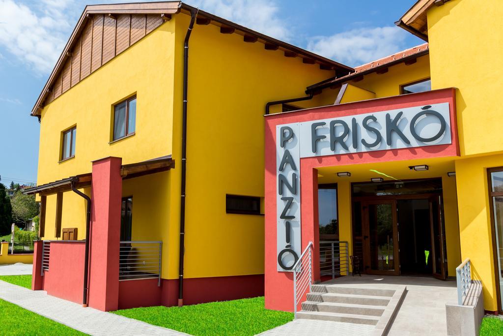 Frisko Panzio Bed and Breakfast Zalakaros Exteriör bild